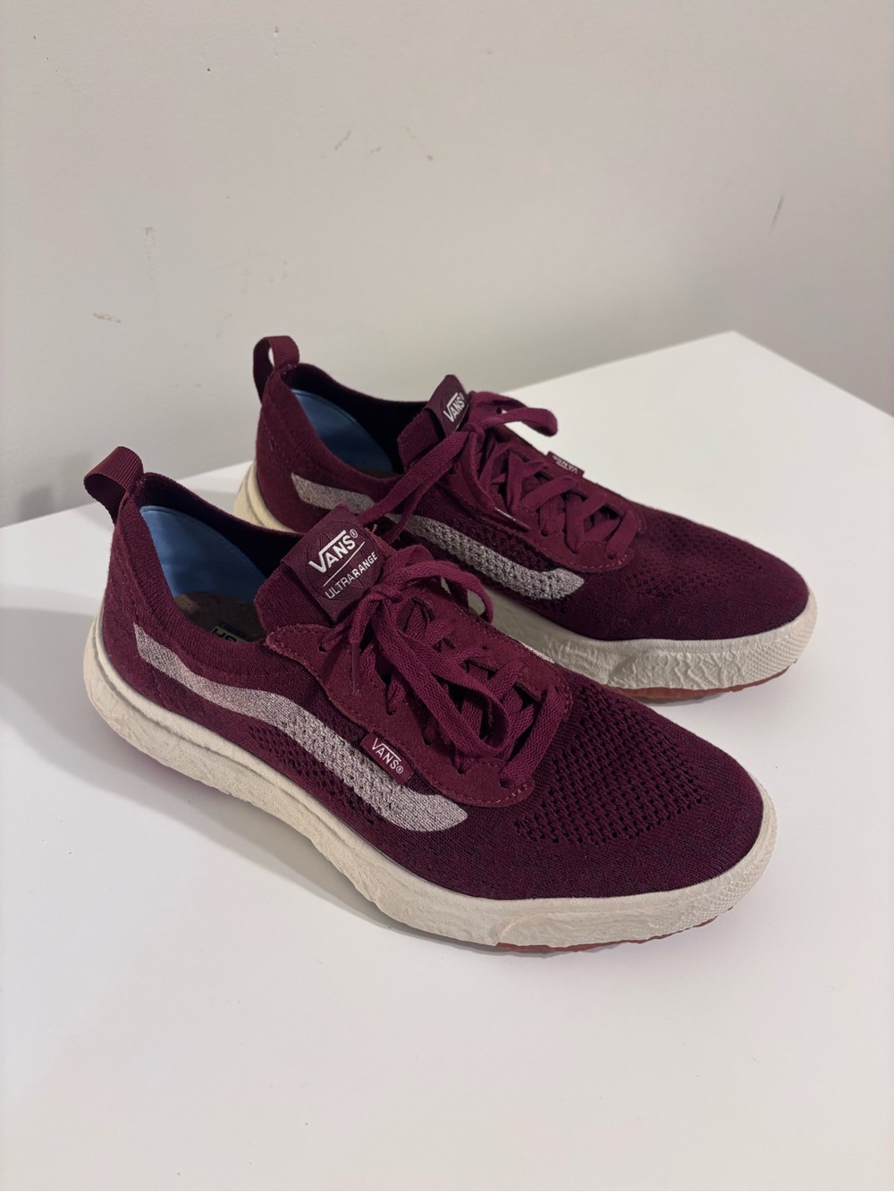 Vans UltraRange Knit Sneakers - Burgundy Men’s 9 | Women’s 10.5